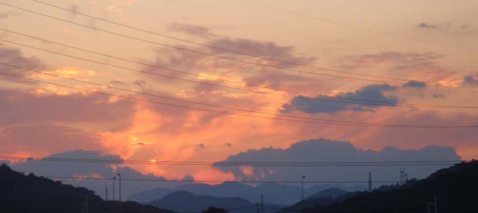オレンジの雲