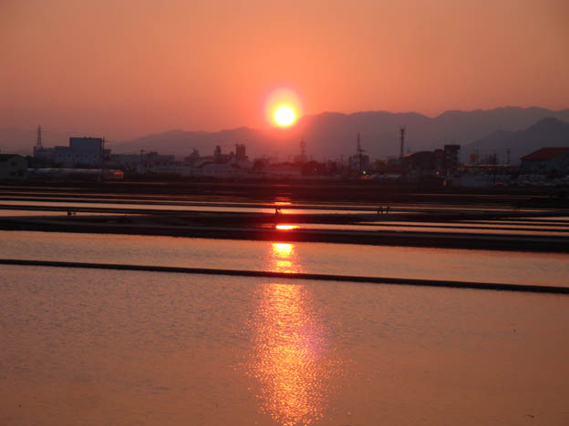 夕日－もうすぐ田植え